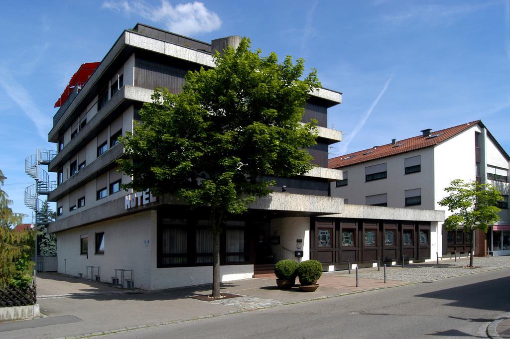 Hotel Krone Steinenbronn Exterior foto